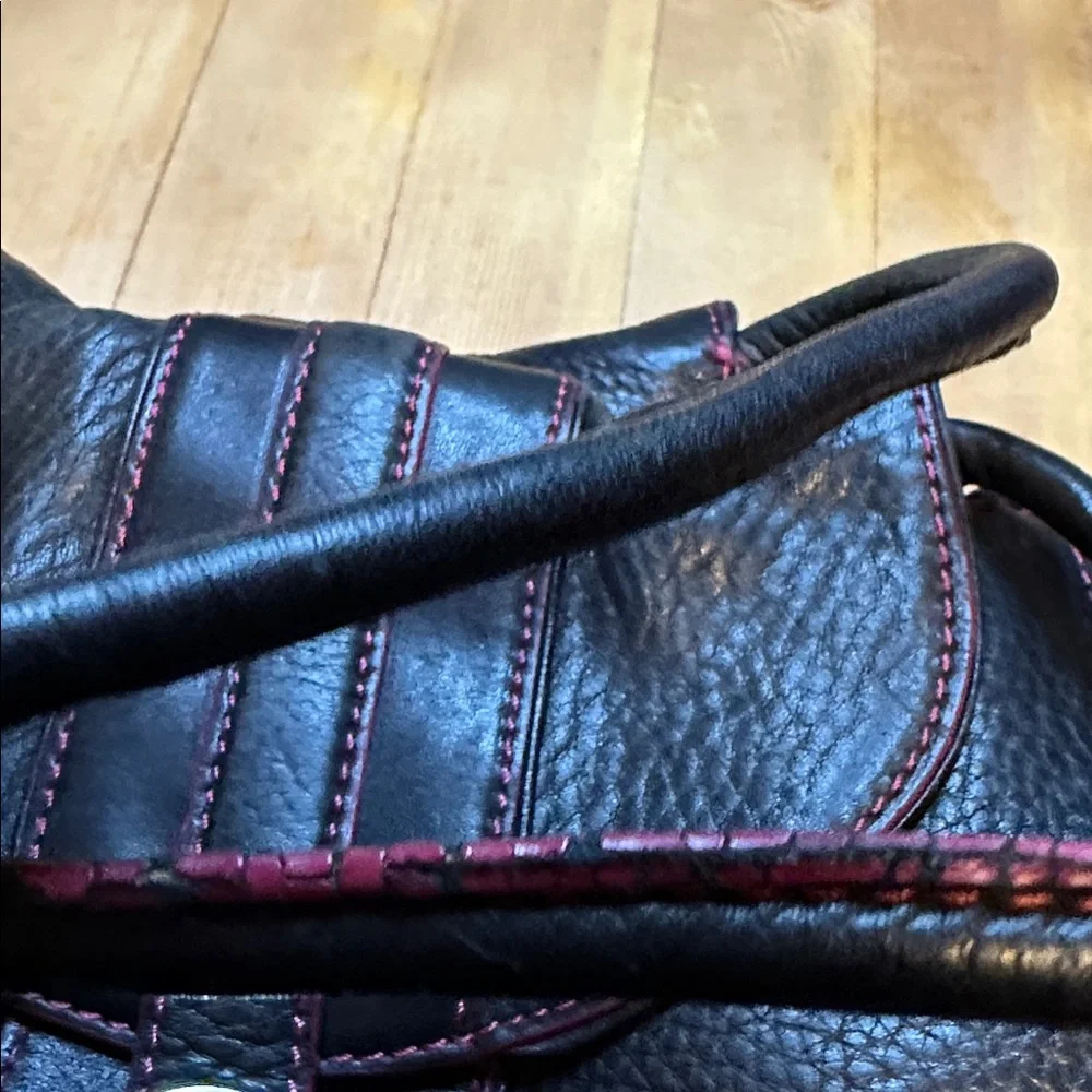 Cole Haan hand bag in black with magenta stitch and inside - Picture 6 of 9